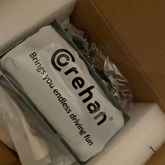 10" Touchscreen Car Stereo with Bluetooth, Backup Camera, Car Audio, Radio New - Picture 2 of 2